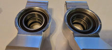 Load image into Gallery viewer, Traxxas Xmaxx 8s and XRT Front & Rear Knuckles/Bearing Carriers C-hubs XD 7075 Aluminum
